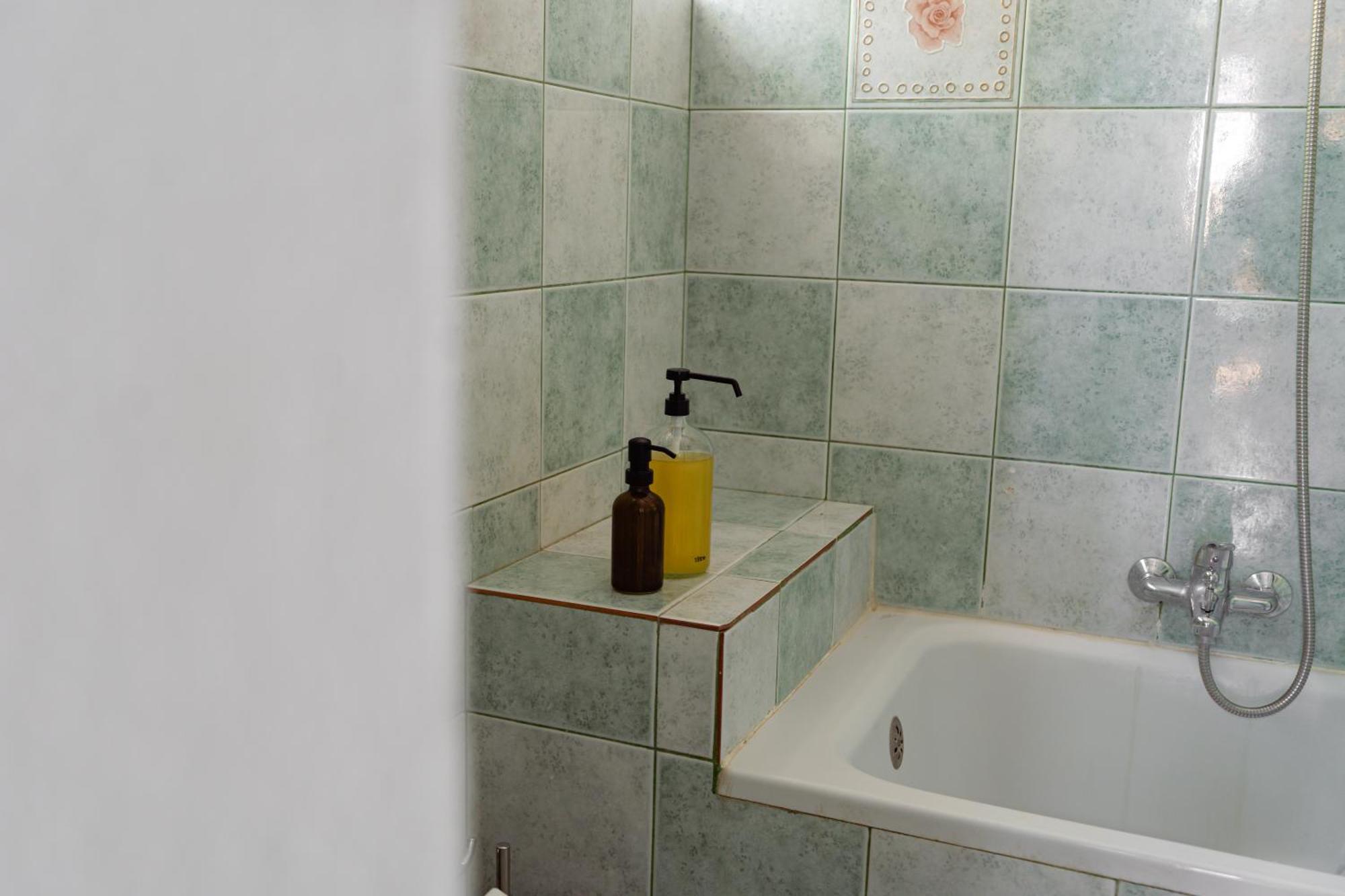 Hotel Petrichor Gjirokastër Esterno foto